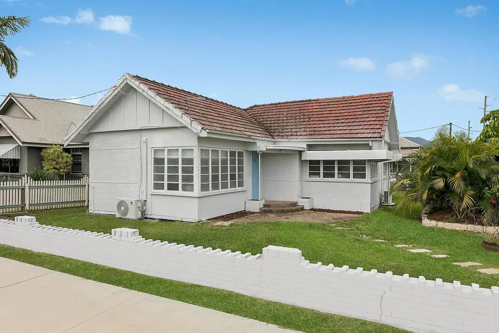 Rockhampton City 3બેડરૂમ Gorgeous renovated cottage in a prime location