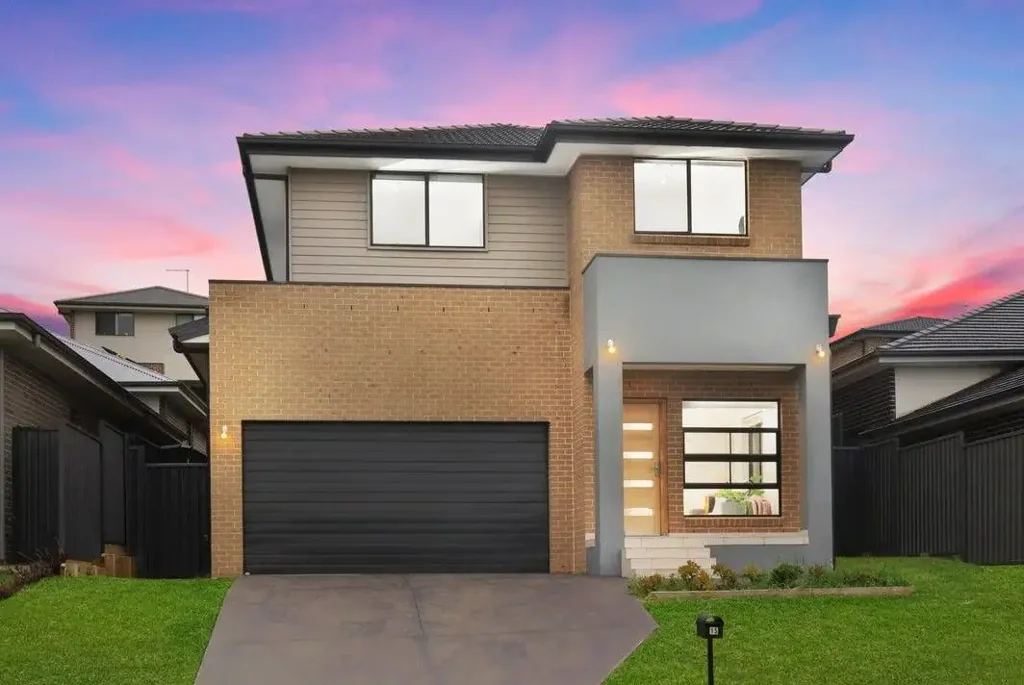 Box Hill 4 Bedroom Spacious Family Home