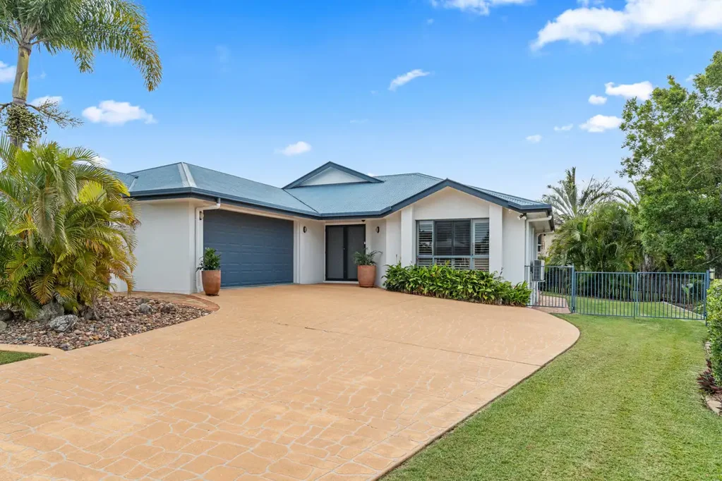 Kawungan 4غرفة نوم IMMACULATELY RENOVATED. PEACEFULLY POSITIONED. A HOME YOU'LL BE PROUD TO CALL YOUR OWN!