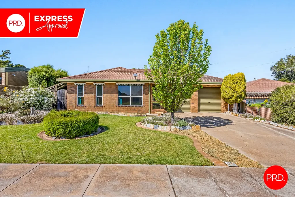 Charming Family Home in Tranquil Strathdale Location