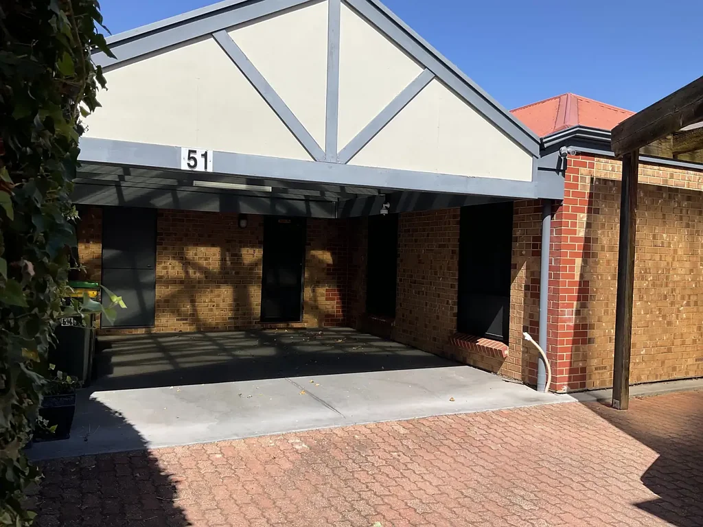 Absolutely gorgeous home in a prestigious location