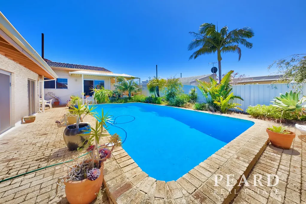 11 Brodrick Street, Karrinyup, WA 6018
