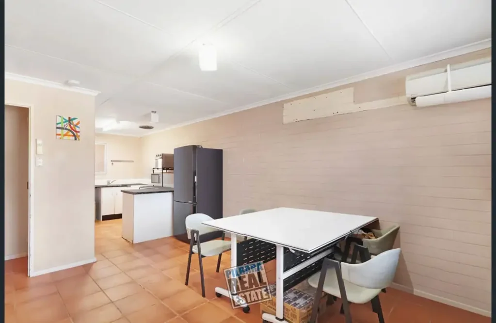 Neat and tidy 2 x 1 unit