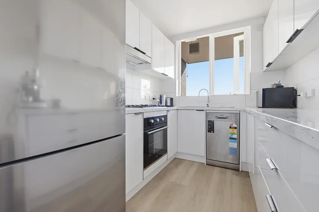 FULLY FURNISHED PROPERTY: Open: THURS 14TH MAY 4:10PM - 4:25PM