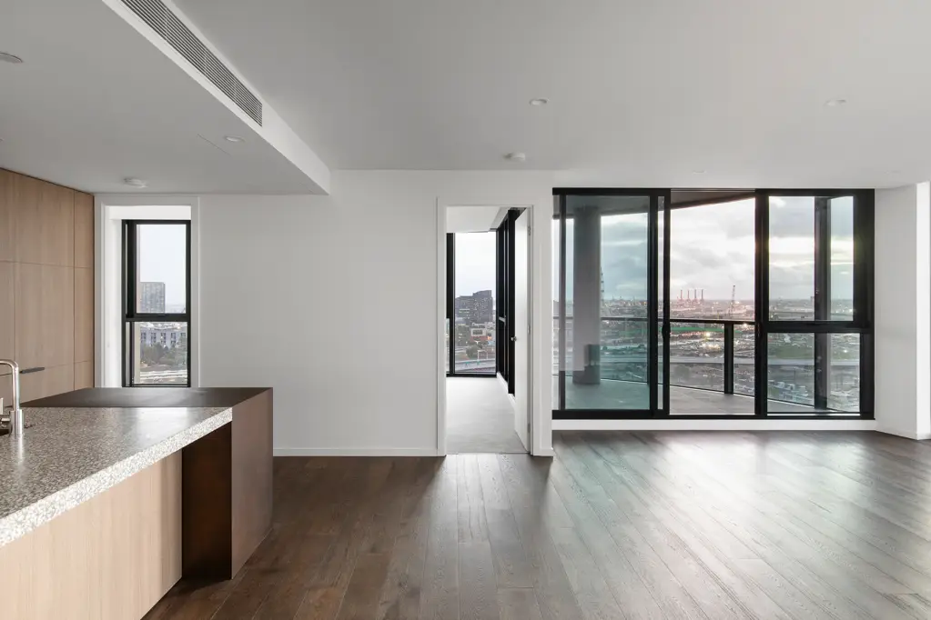 West Melbourne 3બેડરૂમ Brand New Sub Penthouse with Uninterrupted Views