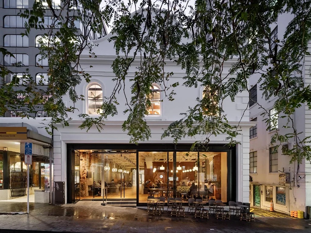 Auckland Central  CBRE - CHARACTER STUNNER