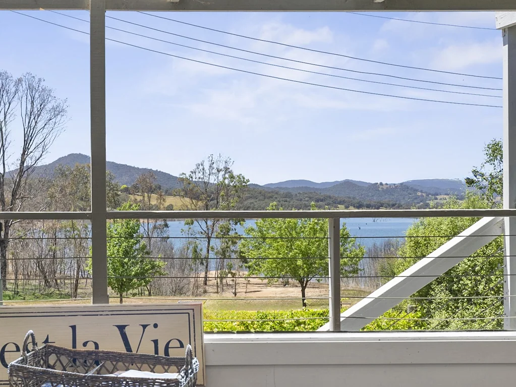 2 Bayside Boulevard, Goughs Bay, VIC 3723