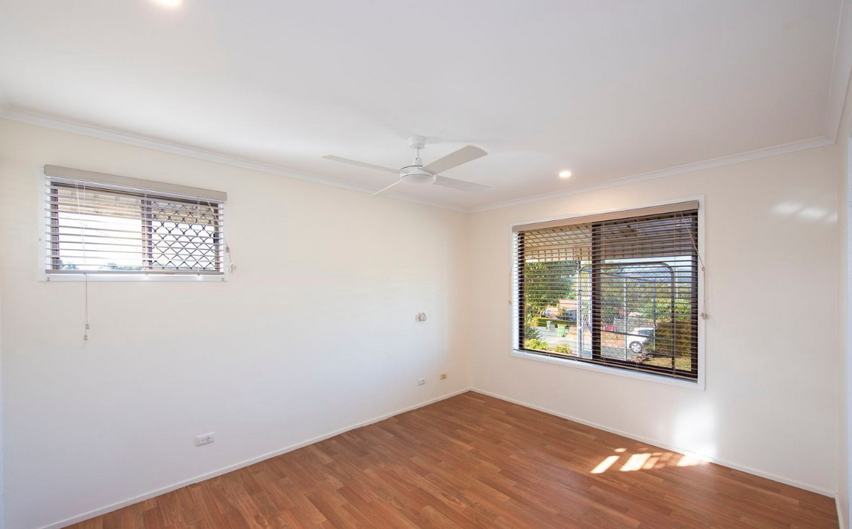 5 DUBLIN DR, EAGLEBY QLD 4207, 0 habitaciones, 0 baños, House