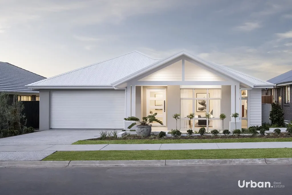 Lochinvar 4房  Premium Display Home Invest Now, Live In Later