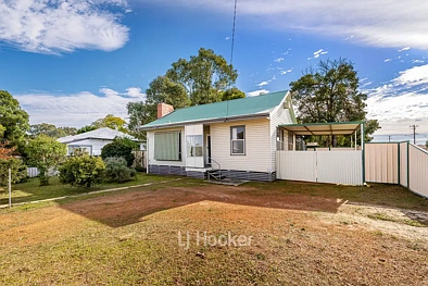 114 Ogden Street, Collie, WA 6225, 2 Bedrooms, 1 Bathrooms, House