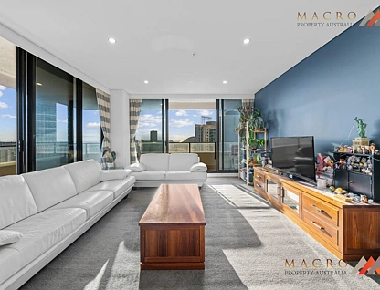 2501/718 George Street, Sydney, Sydney CBD, 3 कमरे, 2 बाथरूम, Apartment