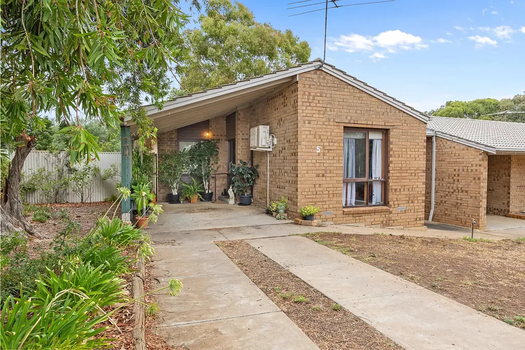 Huntfield Heights 2 Bedroom Investment Opportunity - Secure Returns Until 2027