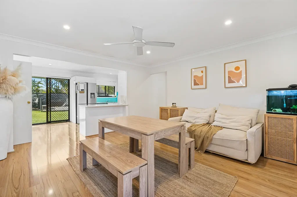 7 Ling Place, Palm Beach, QLD 4221