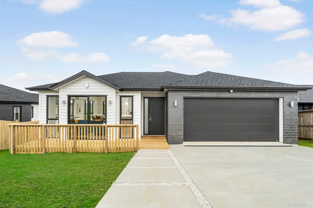 Tuakau 4Kwarto Brand New Home on Large Section!