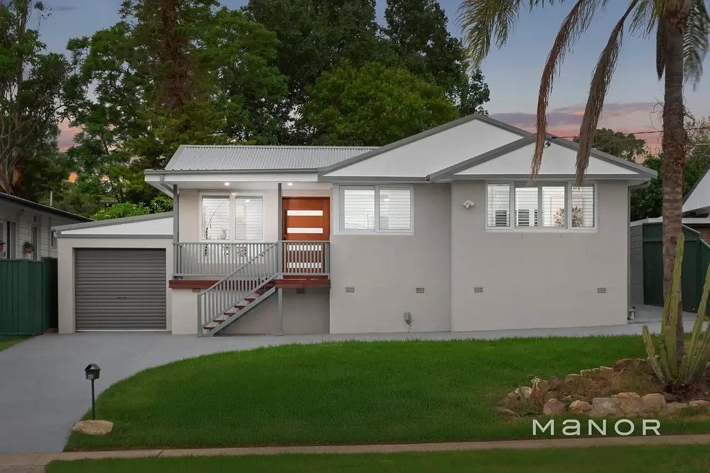 Winston Hills 4ਬੈੱਡਰੂਮ Contemporary Elegance