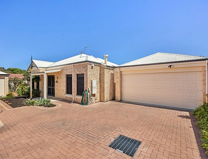 8B Davilak Crescent, Manning, South East Perth, 4房, 2浴, House