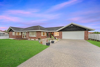 Northpark 5Zimmer Solid Family Home on 752m² — Must Be Sold!