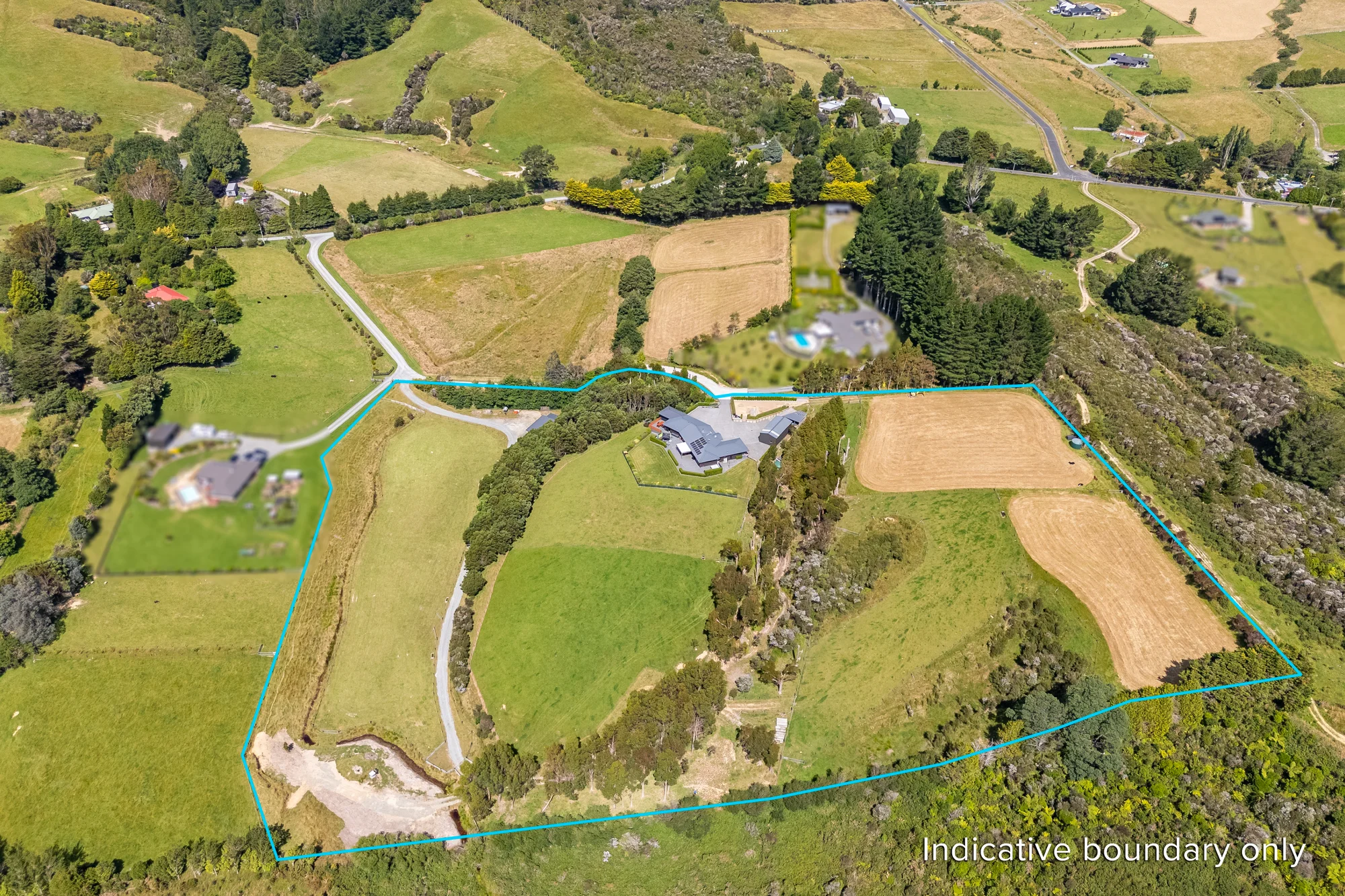 Kaitoke 4 Slaapkamer Modern Lifestyle Sanctuary with all the Finishes!