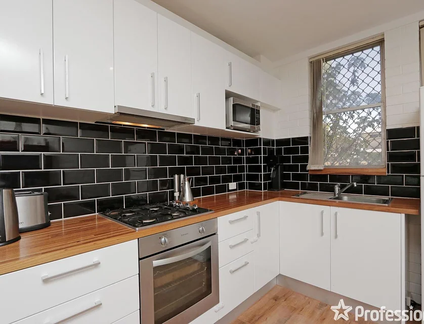 3/157-161 Hubert Street, East Victoria Park, South East Perth, 1 Bedrooms, 1 Bathrooms, Apartment