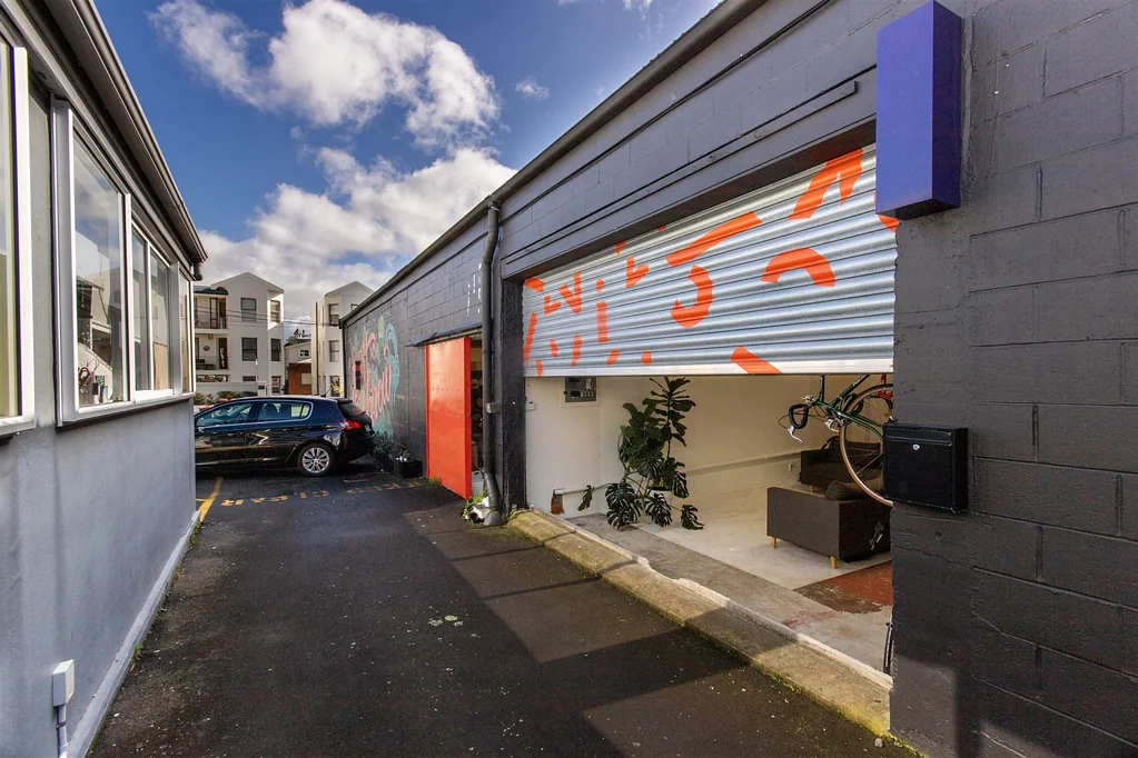 Devonport Superb Devonport Studio