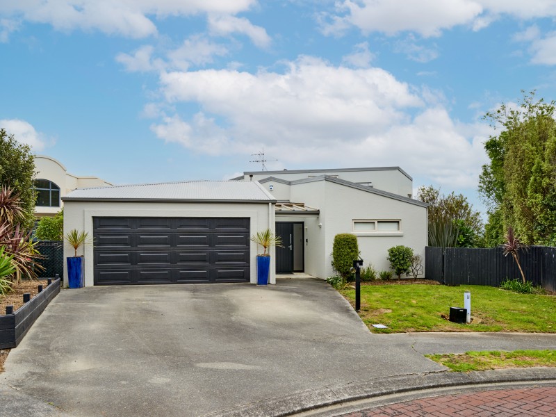 9 Cromarty Place, Papakowhai, Porirua, 5 ห้องนอน, 3 ห้องน้ำ