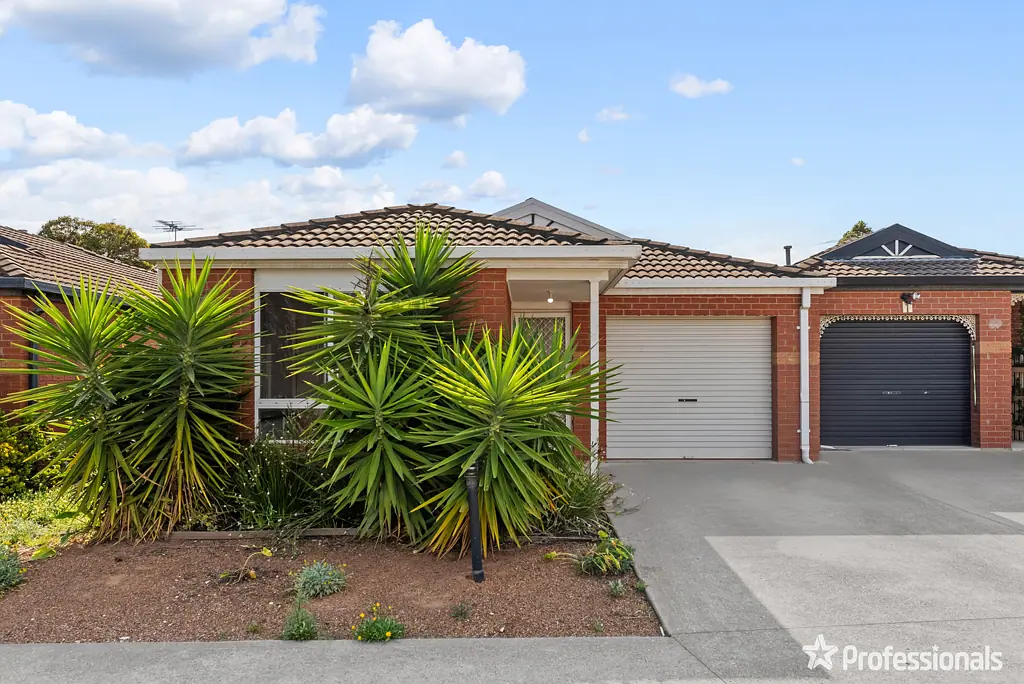 2/21 Patonga Drive, Delahey, VIC 3037