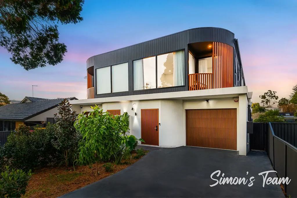 North Ryde 5部屋 Luxurious Family Home in Prime North Ryde | Walk to Metro & Shopping
