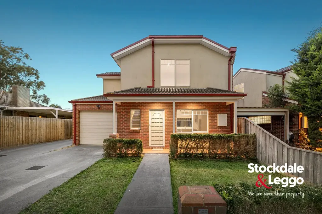 Glenroy 2ਬੈੱਡਰੂਮ Rare Street Frontage Delight!