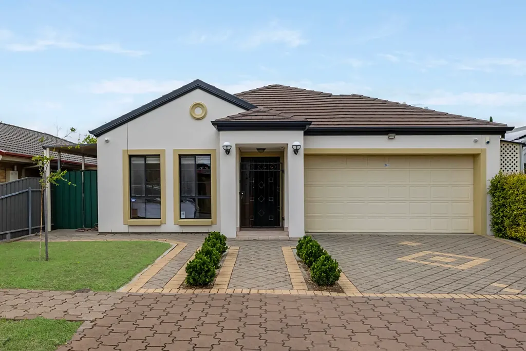 8 Kelham Street, Hillcrest, SA 5086