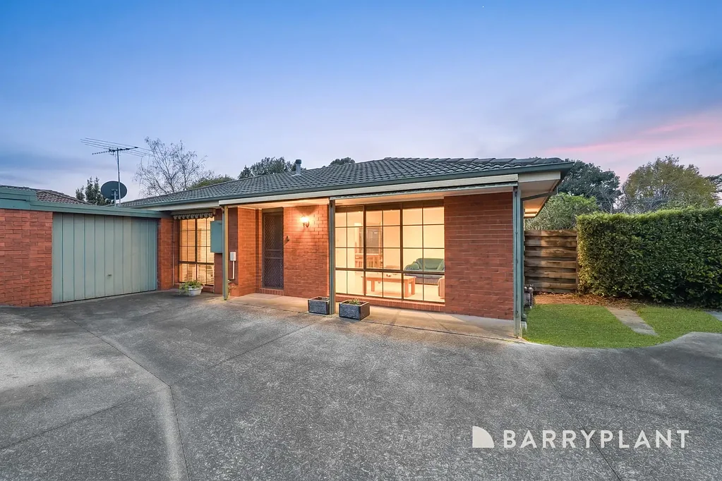 Beaconsfield 2Zimmer Invest, Nest or Downsize in the Heart of Beaconsfield