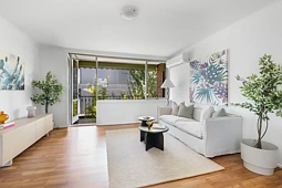 12/527 Dandenong Road, Armadale