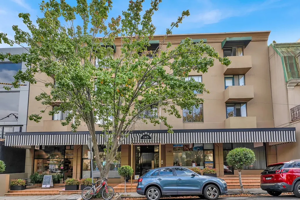 Studio apartment on coveted street