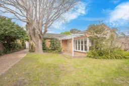 294 Bluff Road, Sandringham