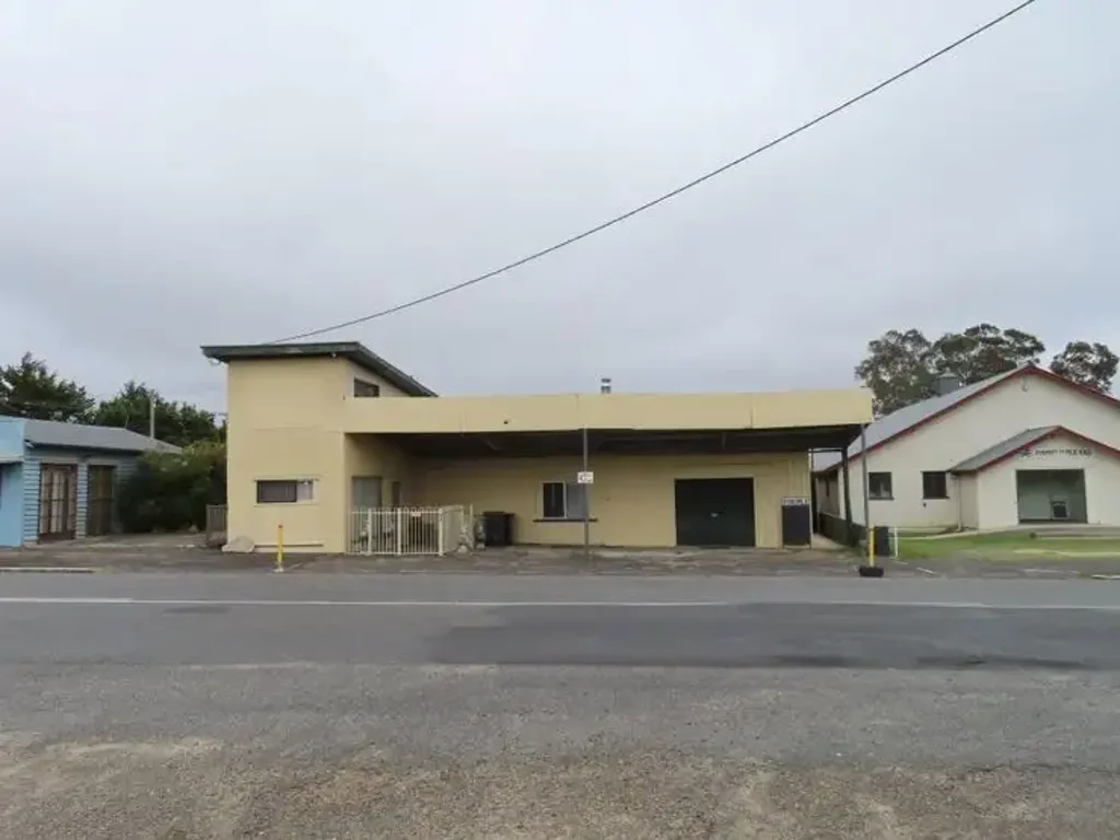 99 Granite Belt Drive, The Summit, QLD 4377