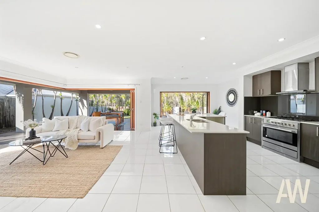 12 Lark Circuit, Mountain Creek, QLD 4557