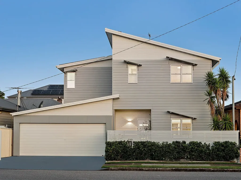 239 Beaumont Street, Hamilton South, NSW 2303