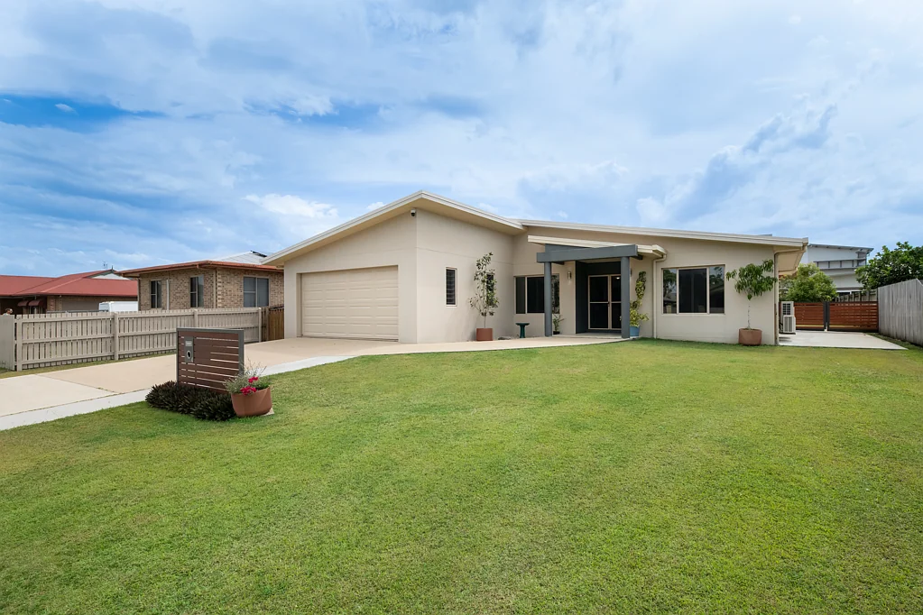 4 Keith Johns Drive, Proserpine, QLD 4800