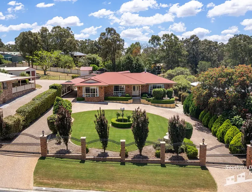 10 Daniel Drive, Warwick, QLD 4370, 4 ห้องนอน, 3 ห้องน้ำ, House