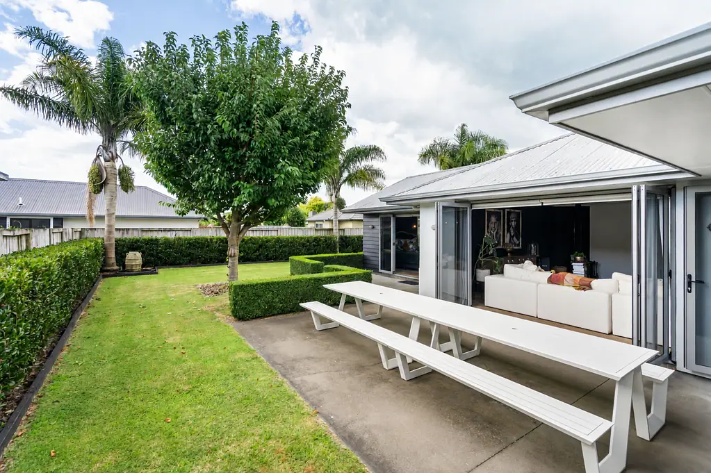 Cambridge 4 Slaapkamer 4 Bed + Office – Luxury & Location