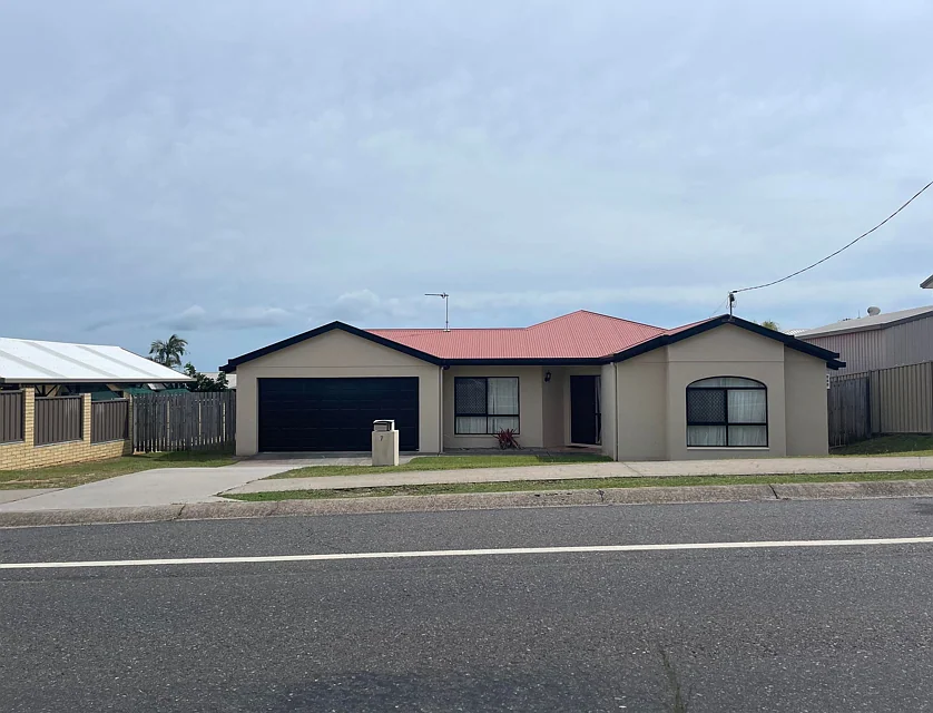 77 Hampton Drive, Tannum Sands, Fitzroy, 4 rūma, 2 rūma horoi, House