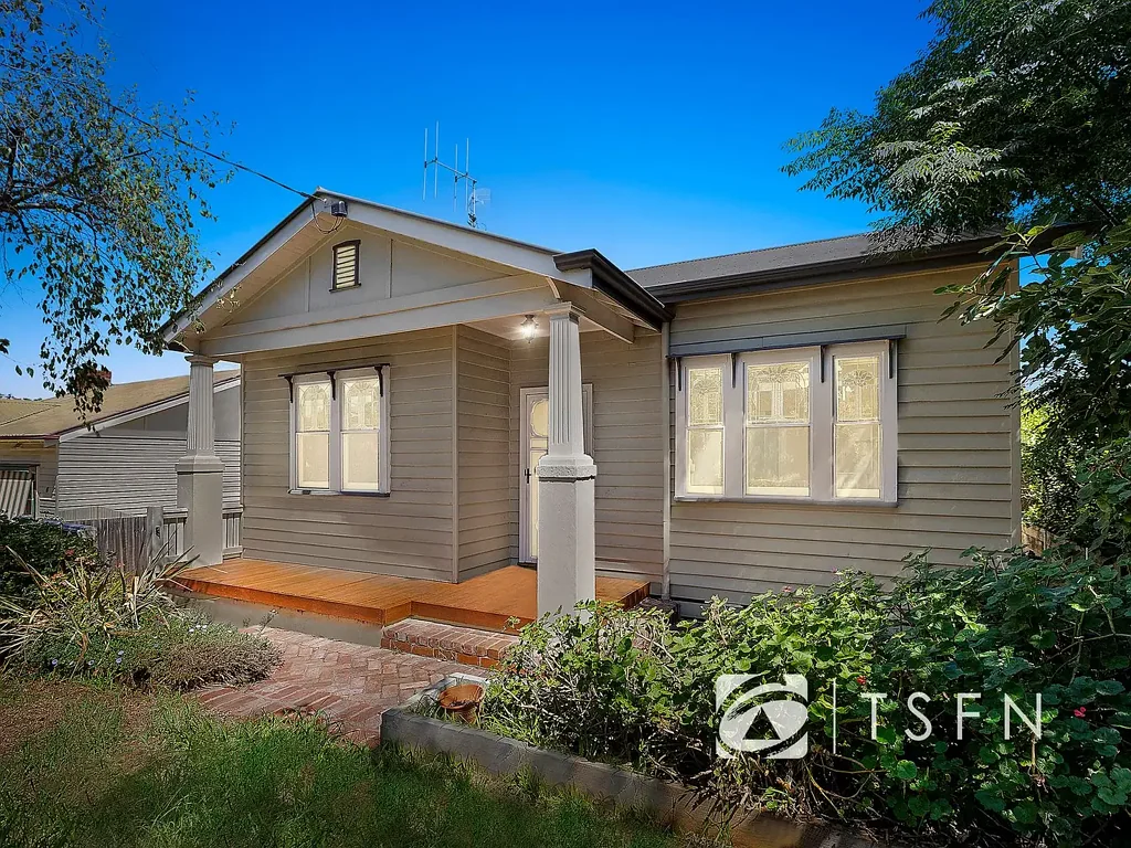Bendigo 4 Bedroom High-quality Renovation Meets Timeless Character In This Beautifully Updated California Bungalow.