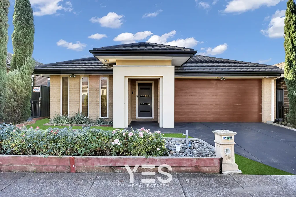 Spacious & Modern 4-Bedroom Well-Maintained Family Home in Prime Tarneit Location