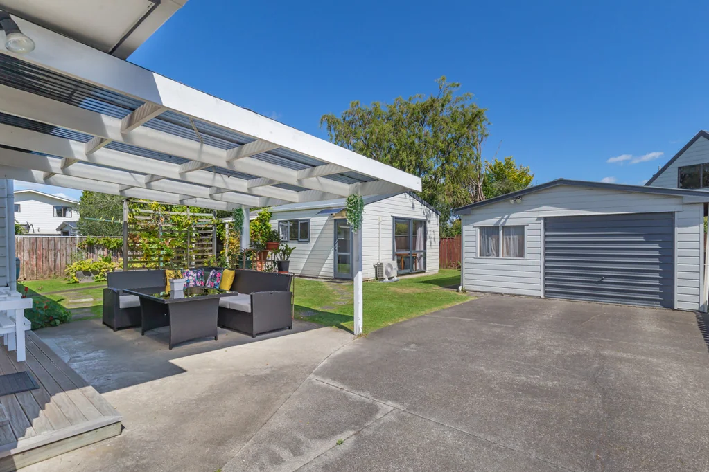 Levin 4房  Three Bedroom Home + Sleepout With Ensuite
