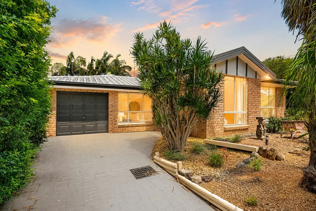 Berowra Heights 4Habitaciones Immaculate Single-Level Living in a Quiet Cul-de-Sac
