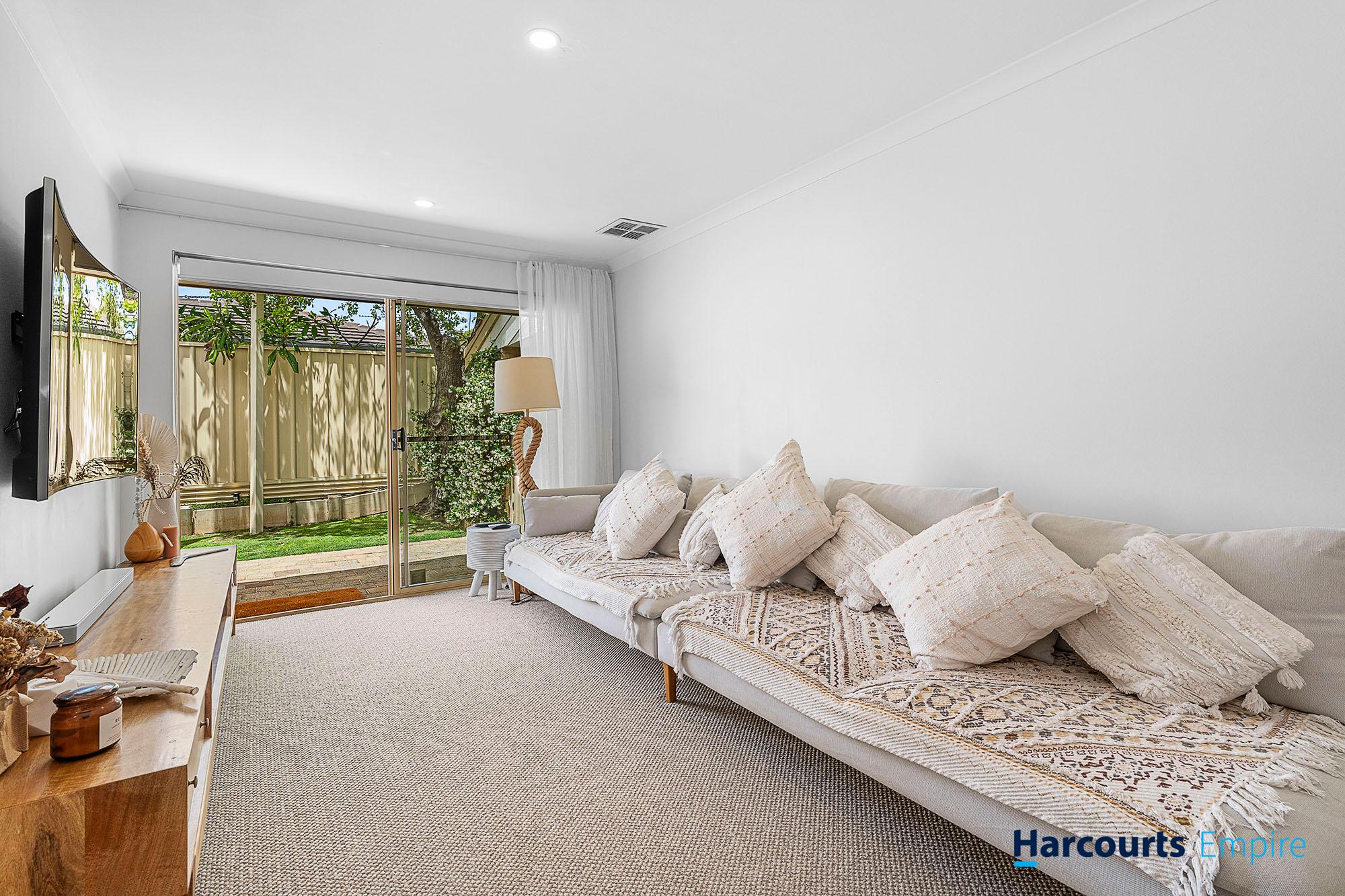 UNIT 5 10 HELMSLEY ST, SCARBOROUGH WA 6019, 0 غرف, 0 حمامات, House