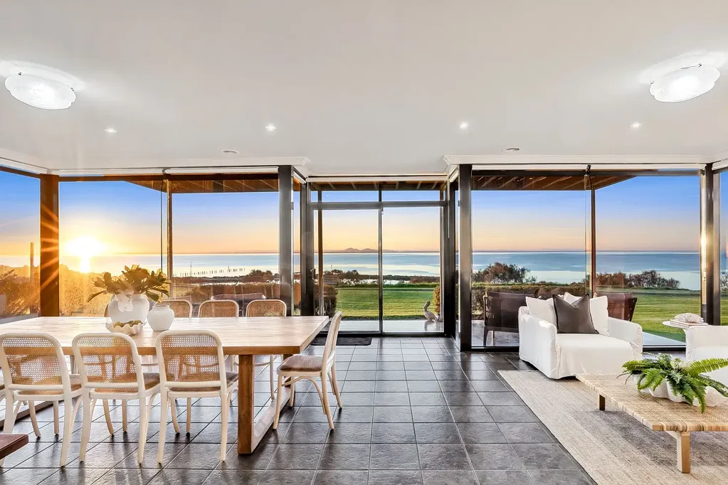 Clifton Springs 3Phòng ngủ Exclusive Bay Views, Effortless Coastal Living