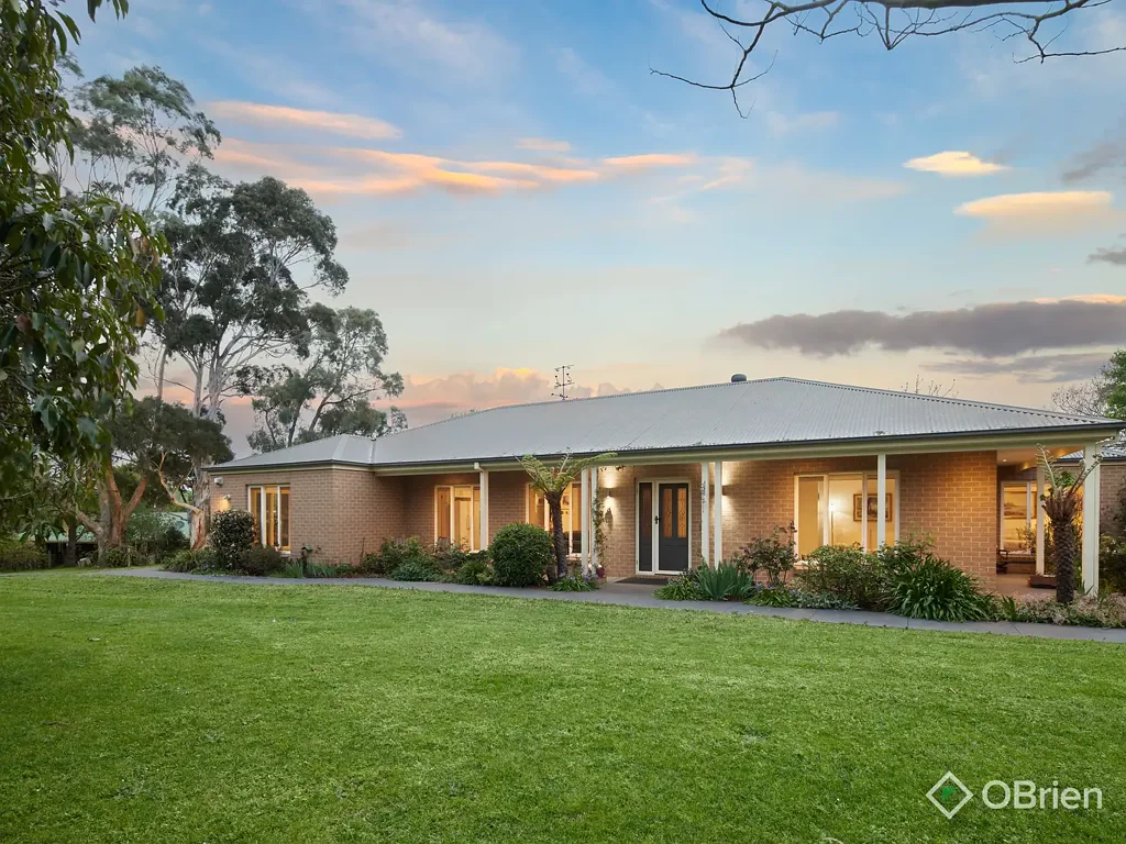 Warragul 3બેડરૂમ Immaculate Lifestyle Property in Bona Vista Estate
