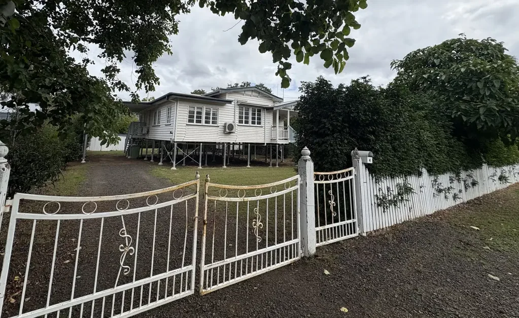 4 Matheson Street, Dalby, QLD 4405