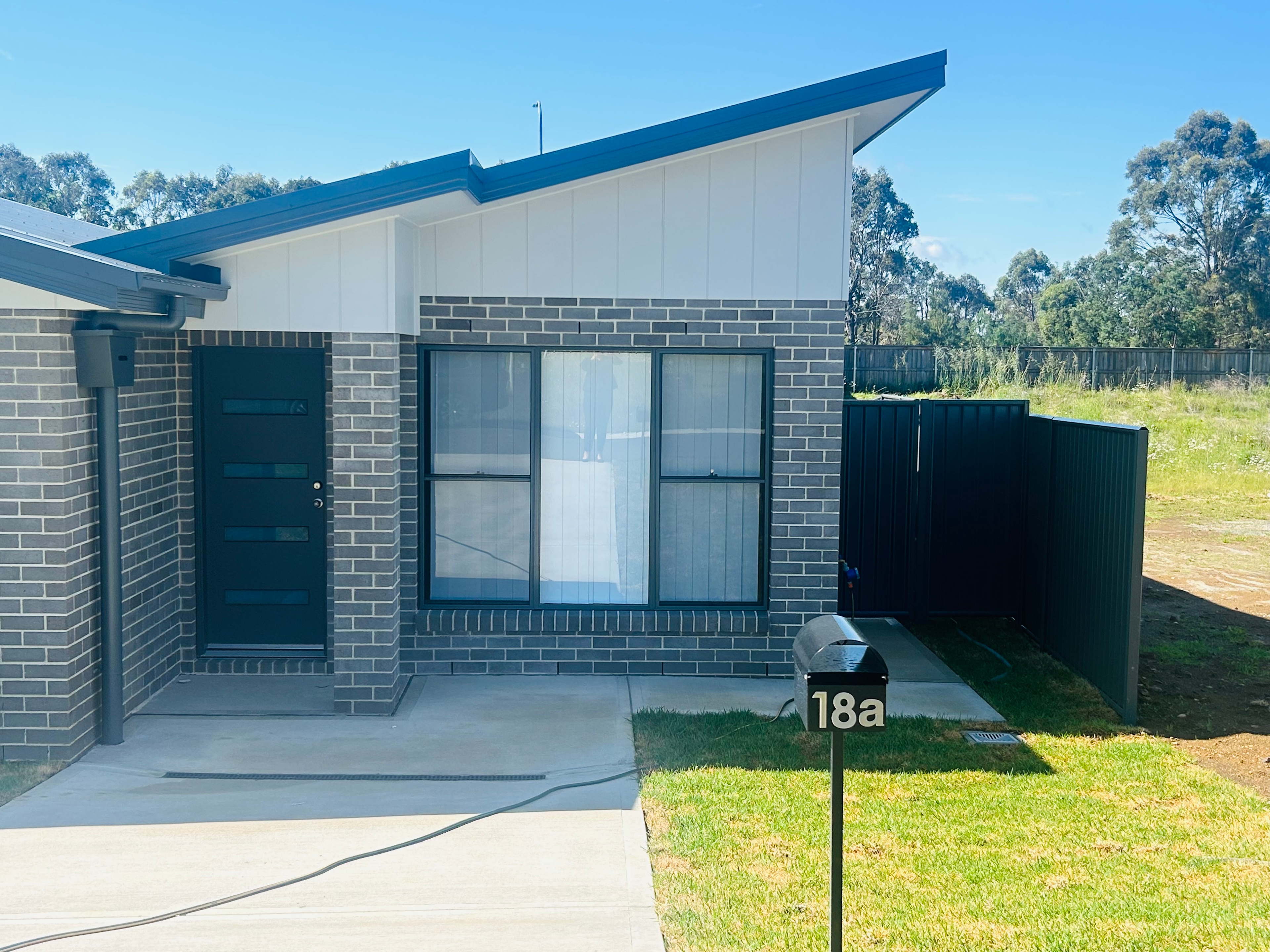 18A SUNRISE CR, ARMIDALE NSW 2350, 0 Schlafzimmer, 0 Badezimmer, Unit