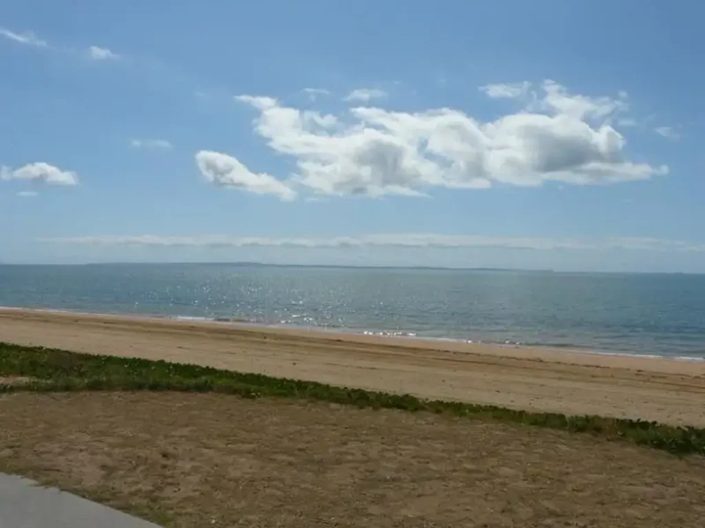 BEACH FRONT FIRST FLOOR UNIT
